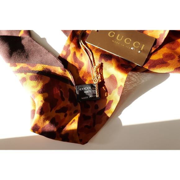 Gucci Brown Beige Leopard Pattern Silk Twill Narrow Bandeau Scarf - Picture 3 of 4